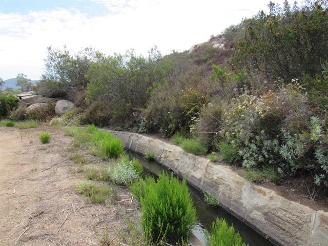 15.93 Acres Hwy 94