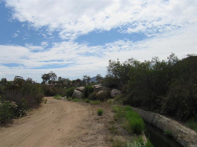 15.93 Acres Hwy 94