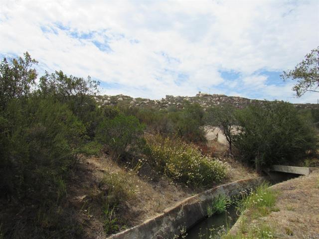 15.93 Acres Hwy 94
