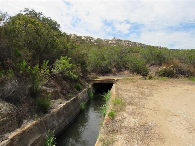 15.93 Acres Hwy 94