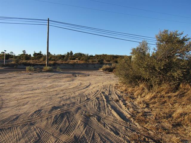19.58 Acres Tierra del Sol and Hwy 94