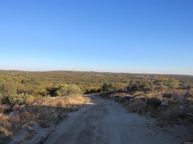 29.77 ACRES Old Highway 80